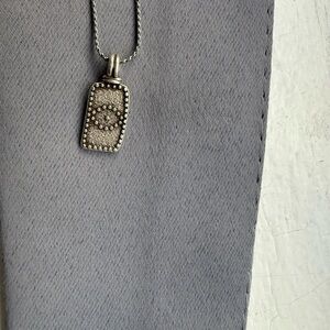 Silver Pendant Necklace
